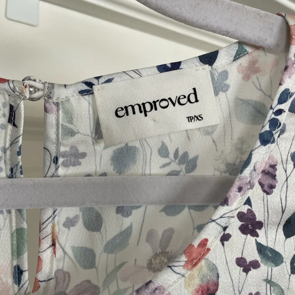 Emproved Multicolor Floral Blouse - Picture 6 of 10
